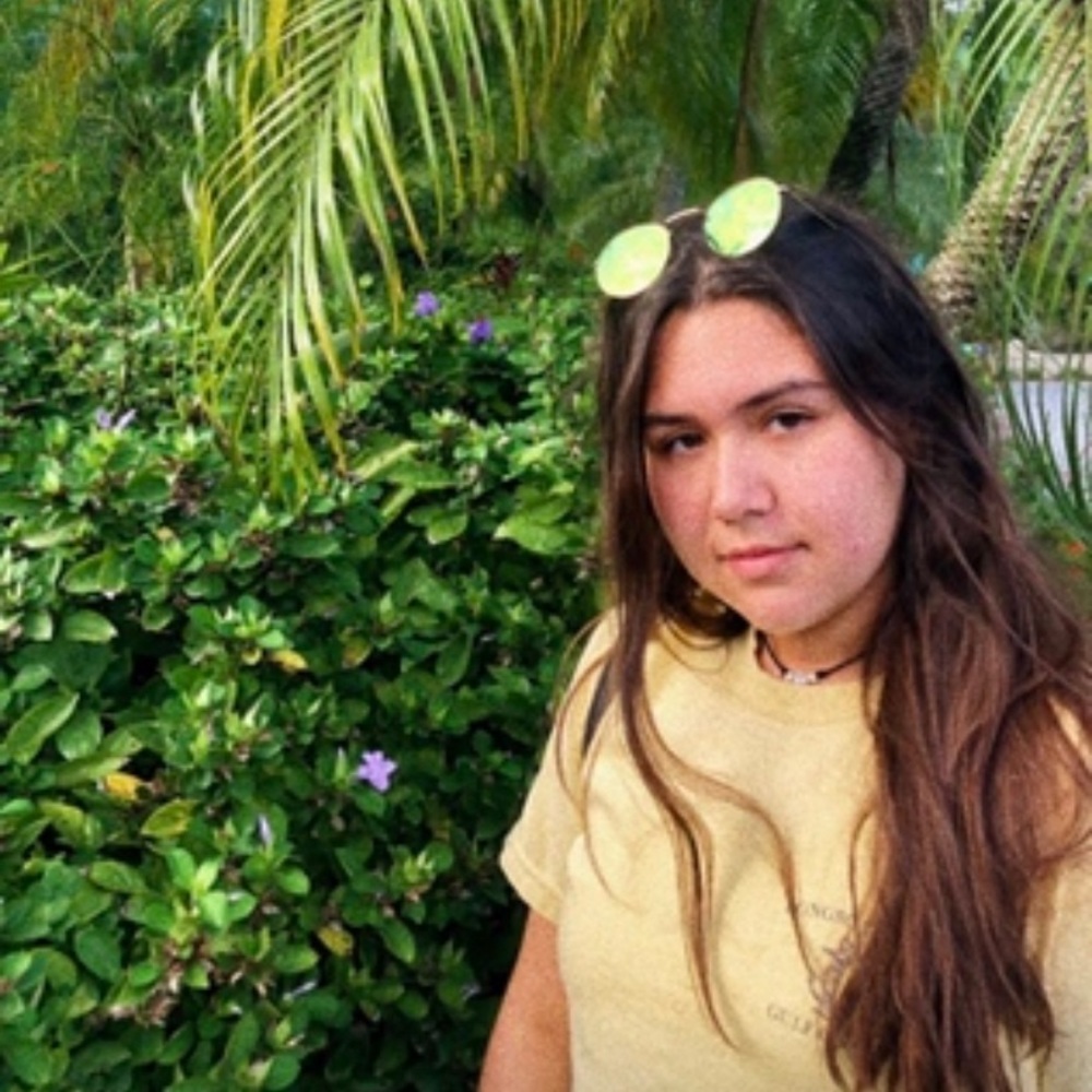 Meet your Posher, Lauren